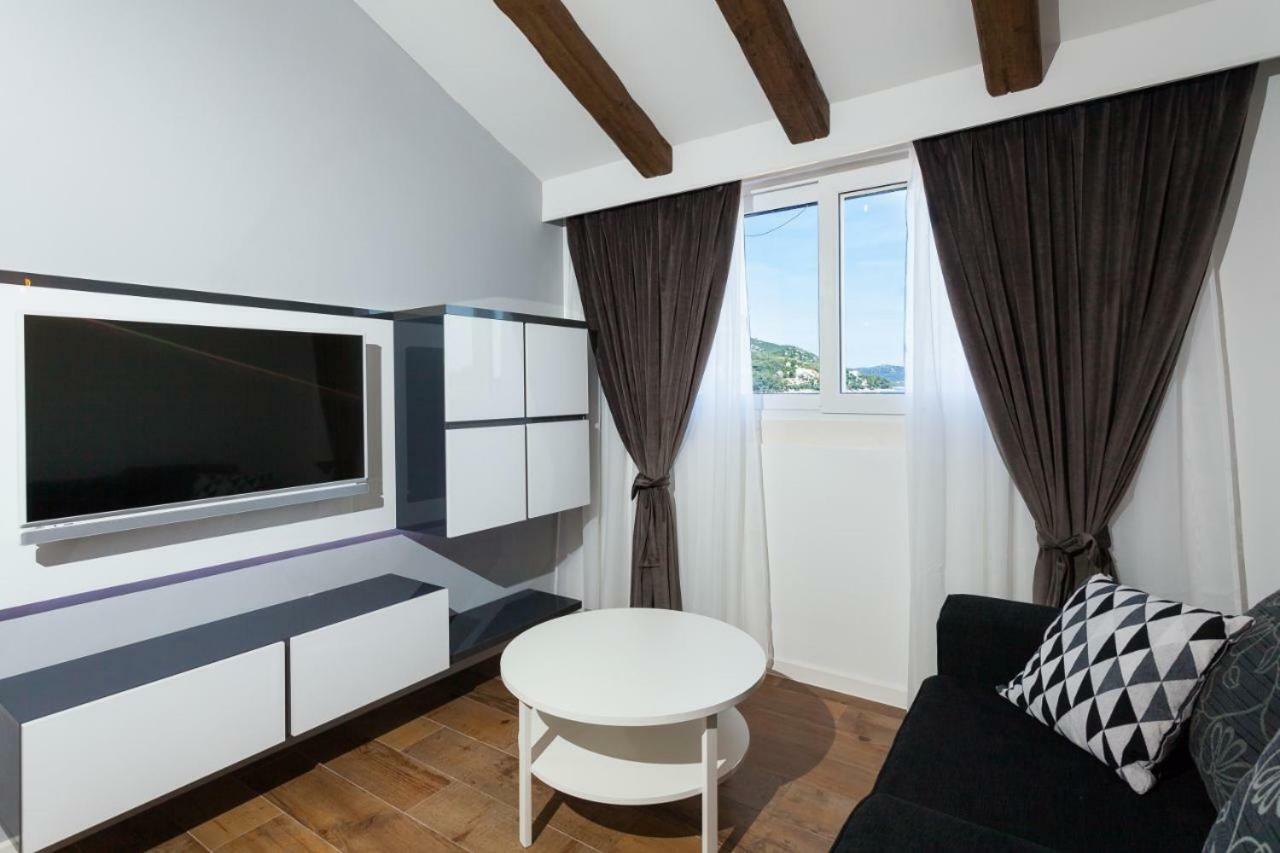 Zal Beach Apartments Прижба Екстериор снимка